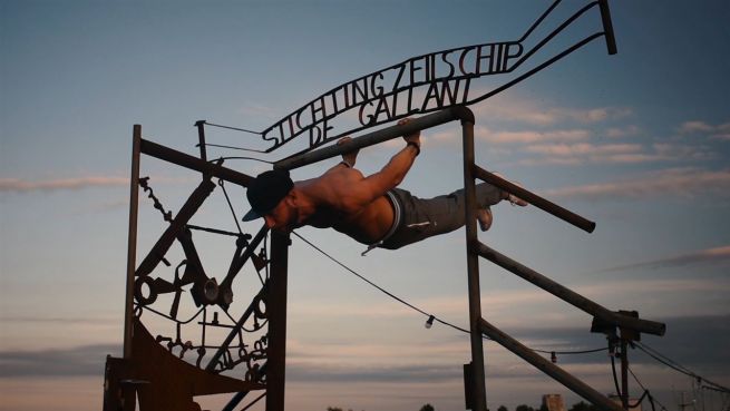 go to Dank Sport zurück im Leben: Ex-Cop macht Street-Workout