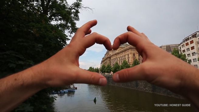 go to Lokalpatriotismus: Bewohner schützen Prag-Touristen